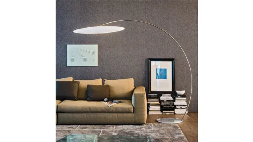 Lampada da terra in polietilene bianco Astra Arc di Cattelan Italia