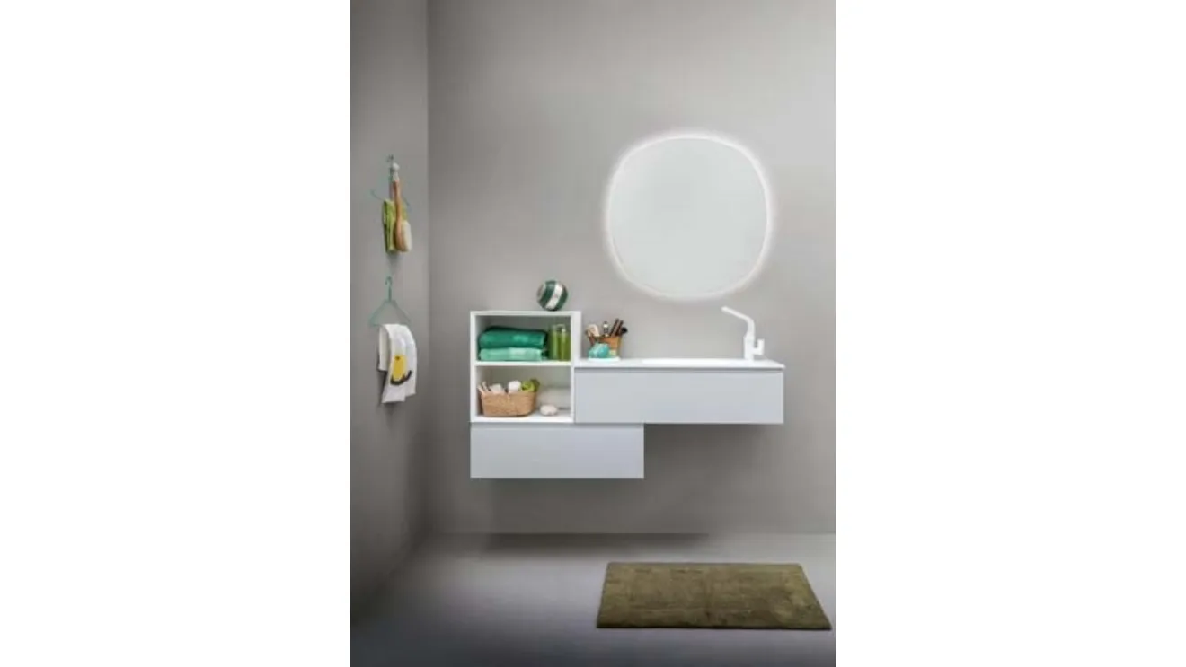 Mobile da bagno sospeso in laccato bianco opaco e top in Corian Memento 04 di Birex