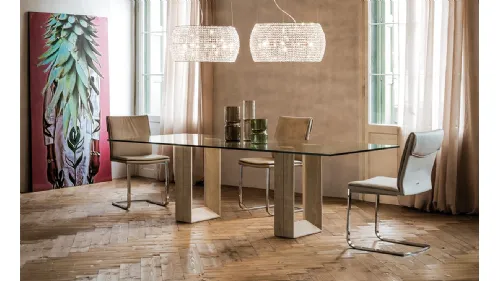 Tavolo con base in marmo e top in cristallo Diapason di Cattelan Italia