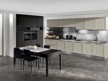 Cucina Classica lineare Itaca in Frassino massello decapè e laccato a poro aperto di Arredo3