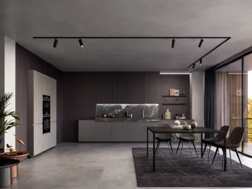 Cucina Moderna lineare in laminato Resina Cromo e impiallacciato Coke con top in ceramica effetto Marmo Nero rigato Wega di Arredo3